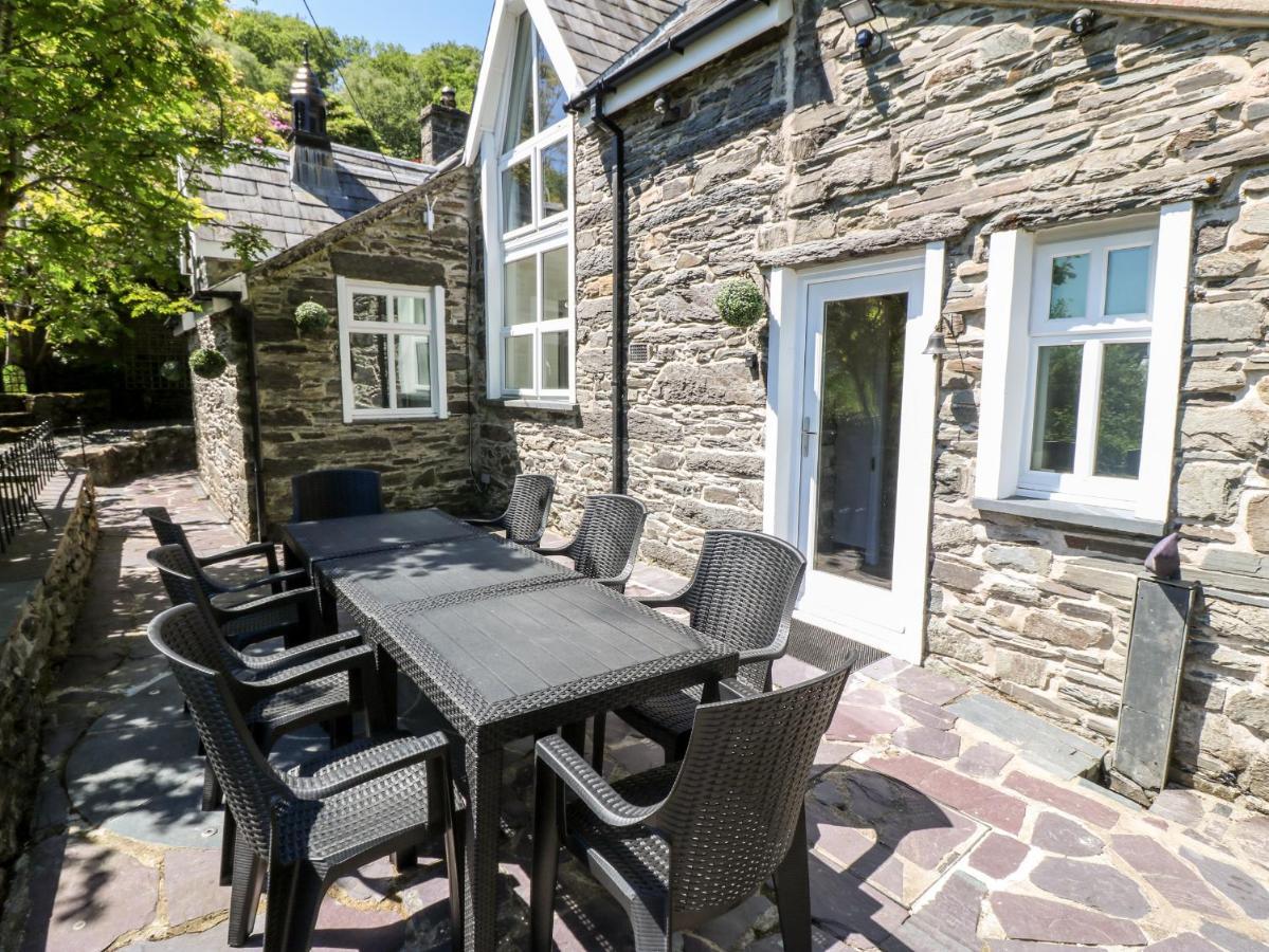 Yr Hen Ysgol, The Old School Villa Porthmadog Exterior photo